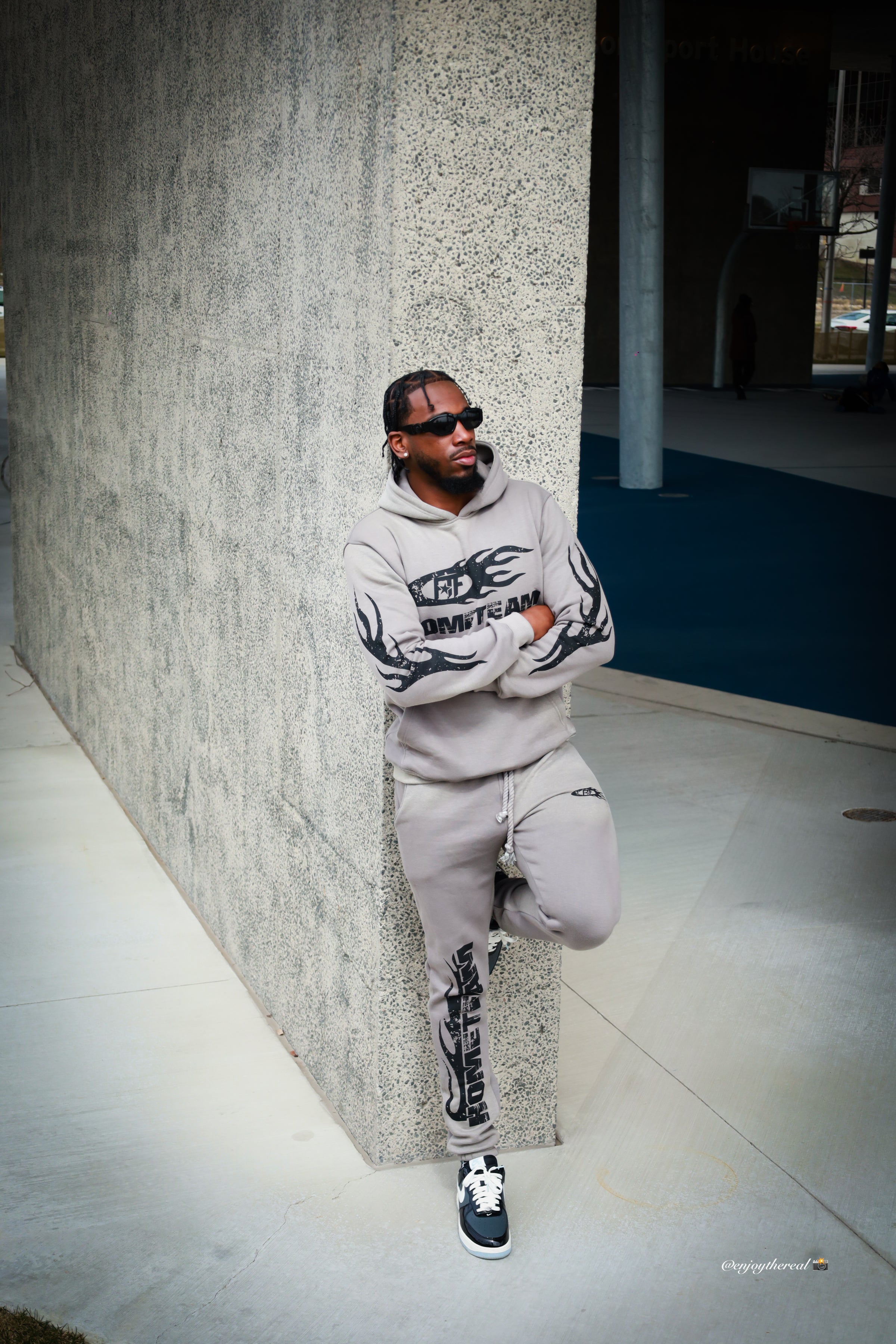 Hometeam Sweatsuit — Grey/Black