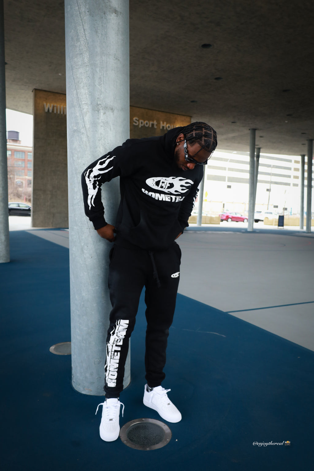 Hometeam Sweatsuit — Black/White